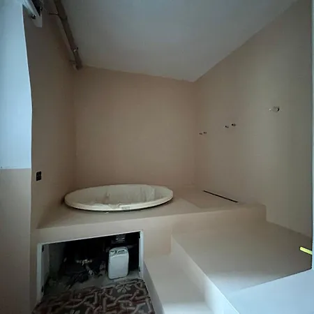Luxurysuite44 Dimora Storica Su Scalinata Monumentale Con Jacuzzi Tra Centro Pedonale E Stazione لا سبيتسْيا