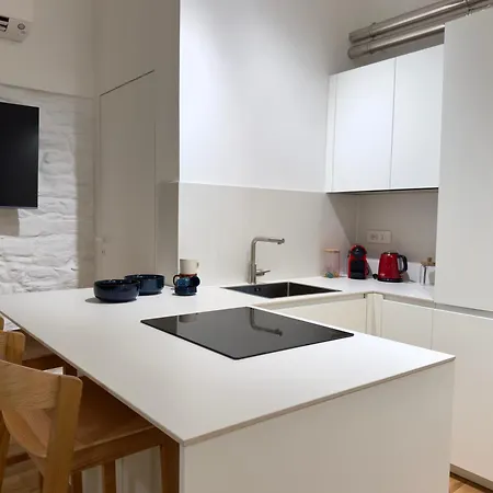 Apartmán Cernaiabella Elegant Charming Apartment With Private Jacuzzi And Aircon Along Historic Stairway *